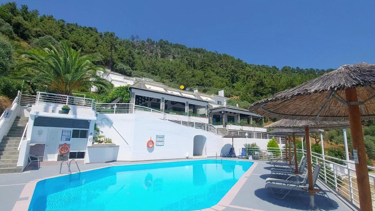 Dionysos Hotel Skala Potamia  Buitenkant foto