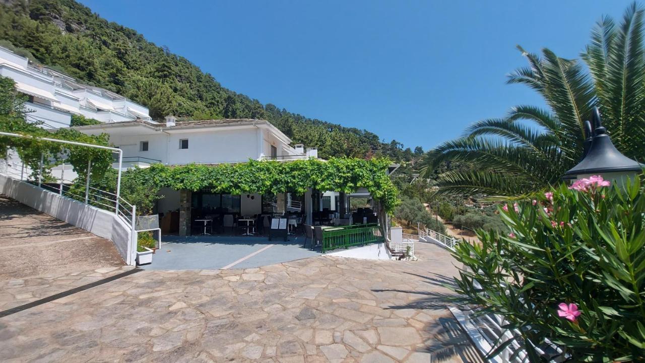 Dionysos Hotel Skala Potamia  Buitenkant foto
