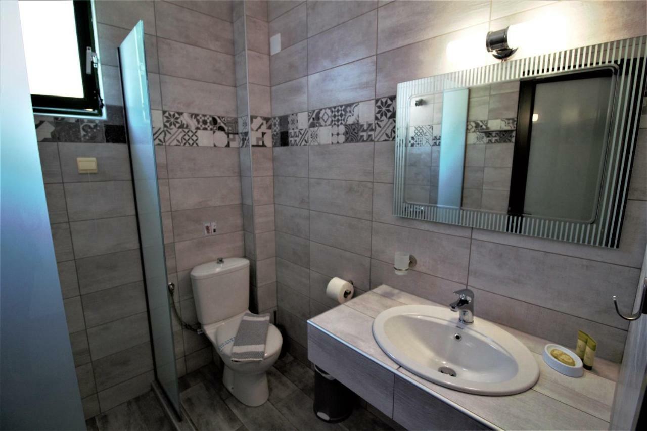 Dionysos Hotel Skala Potamia  Buitenkant foto