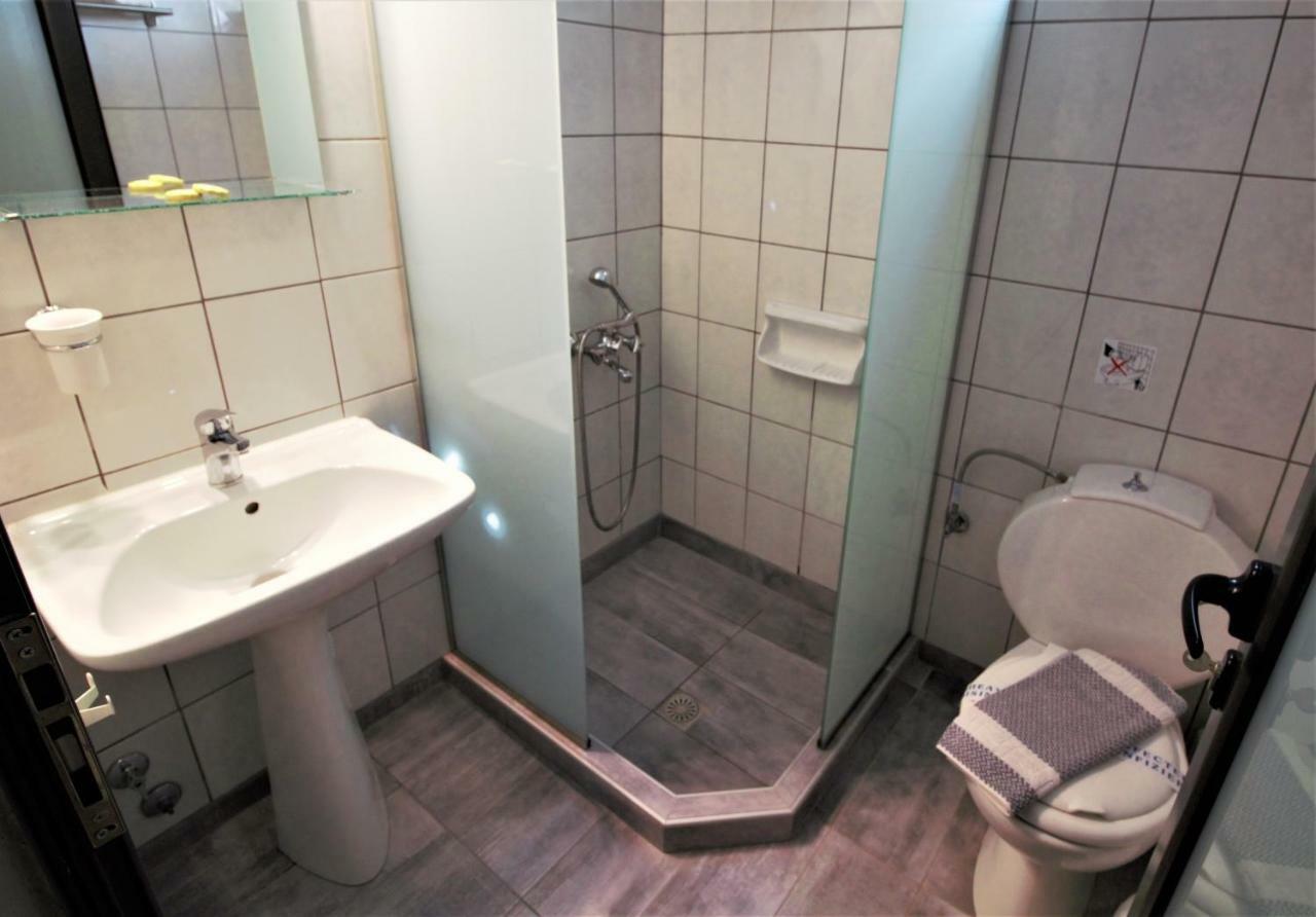 Dionysos Hotel Skala Potamia  Buitenkant foto