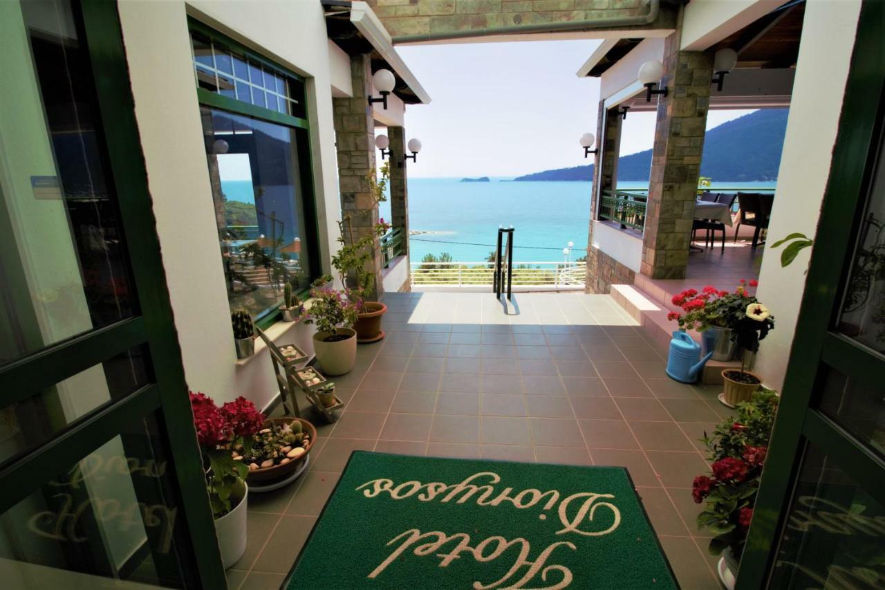 Dionysos Hotel Skala Potamia  Buitenkant foto